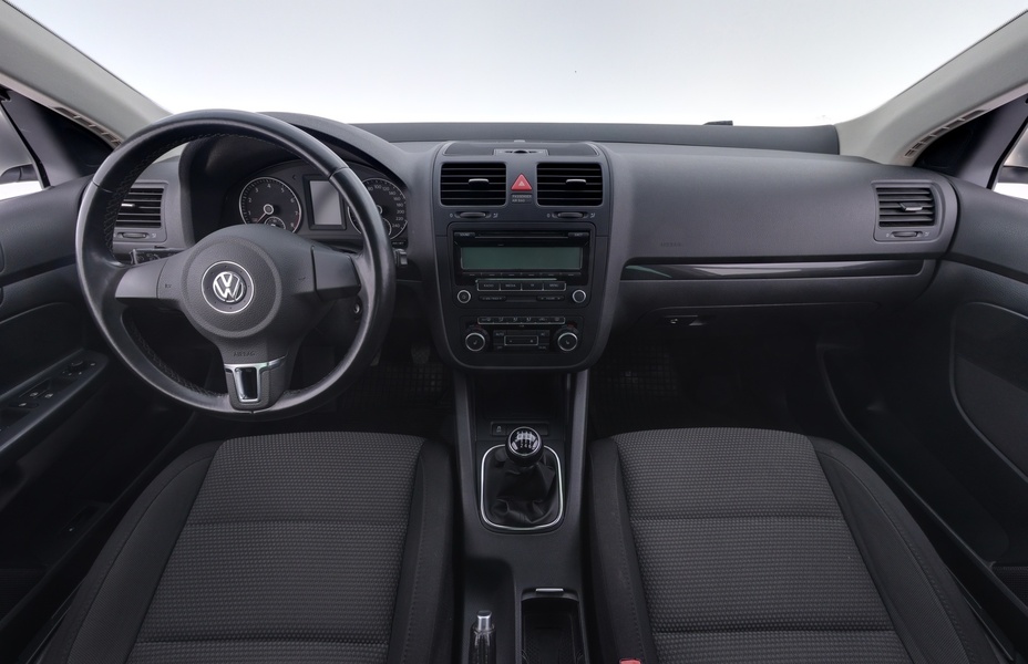 Volkswagen Jetta vaihtoauto