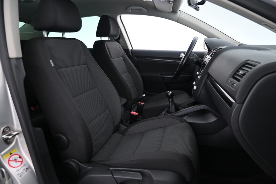 Volkswagen Jetta vaihtoauto