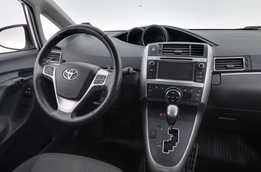 Toyota Verso vaihtoauto