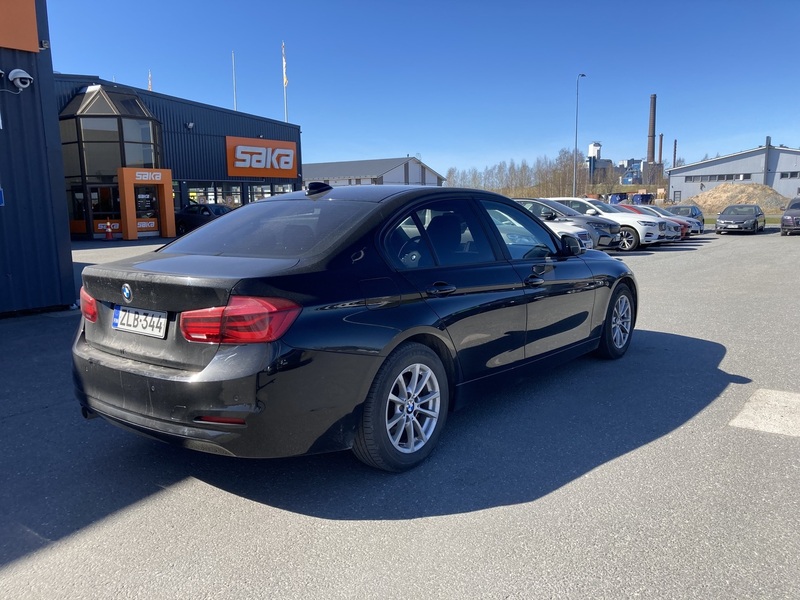 BMW 318 vaihtoauto
