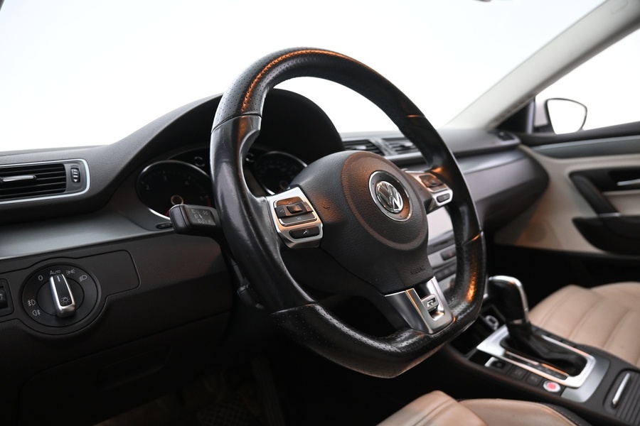 Volkswagen CC vaihtoauto