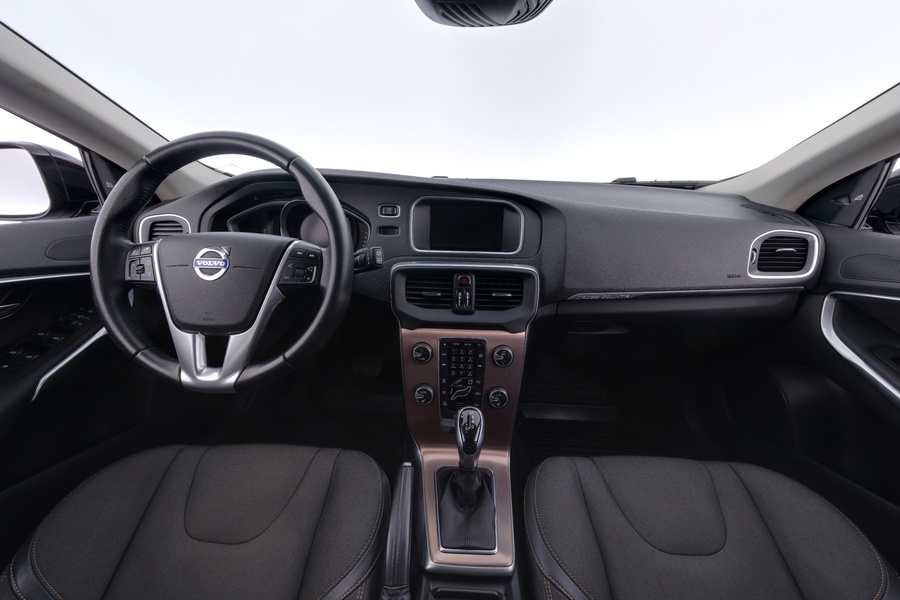 Volvo V40 Cross Country vaihtoauto