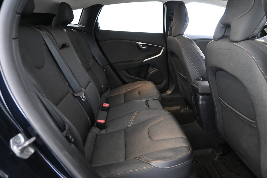 Volvo V40 Cross Country vaihtoauto