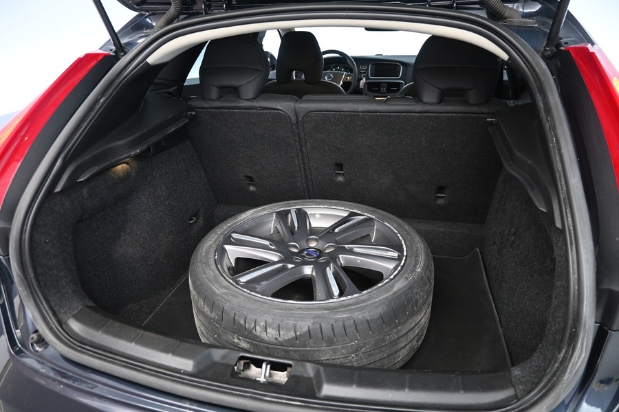 Volvo V40 Cross Country vaihtoauto