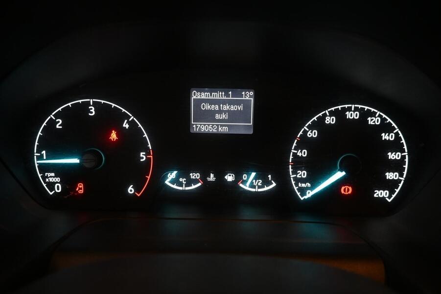 Ford Transit Custom vaihtoauto