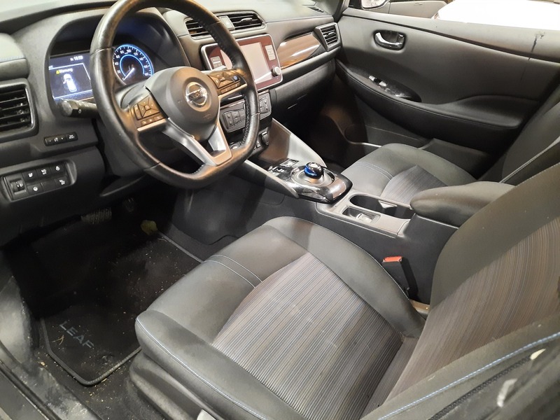 Nissan Leaf vaihtoauto