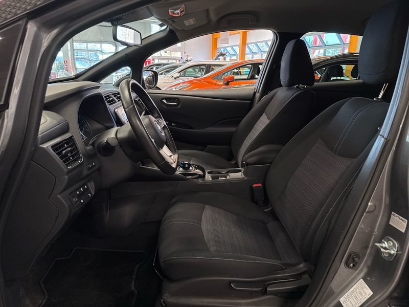 Nissan Leaf vaihtoauto