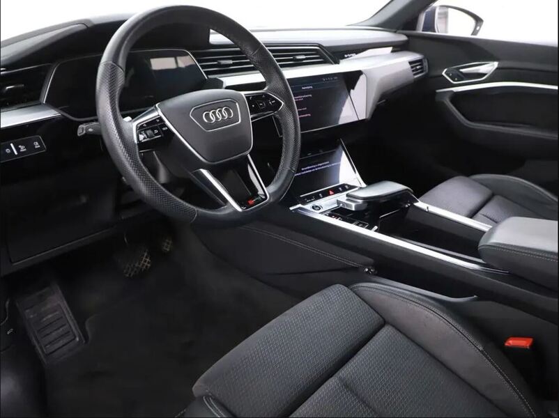 Audi e-tron vaihtoauto