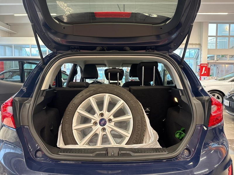 Ford Fiesta vaihtoauto