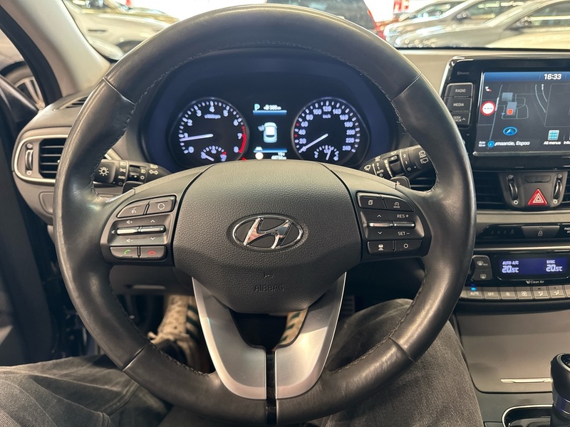 Hyundai i30 5d vaihtoauto