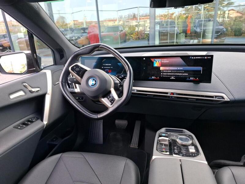 BMW iX vaihtoauto