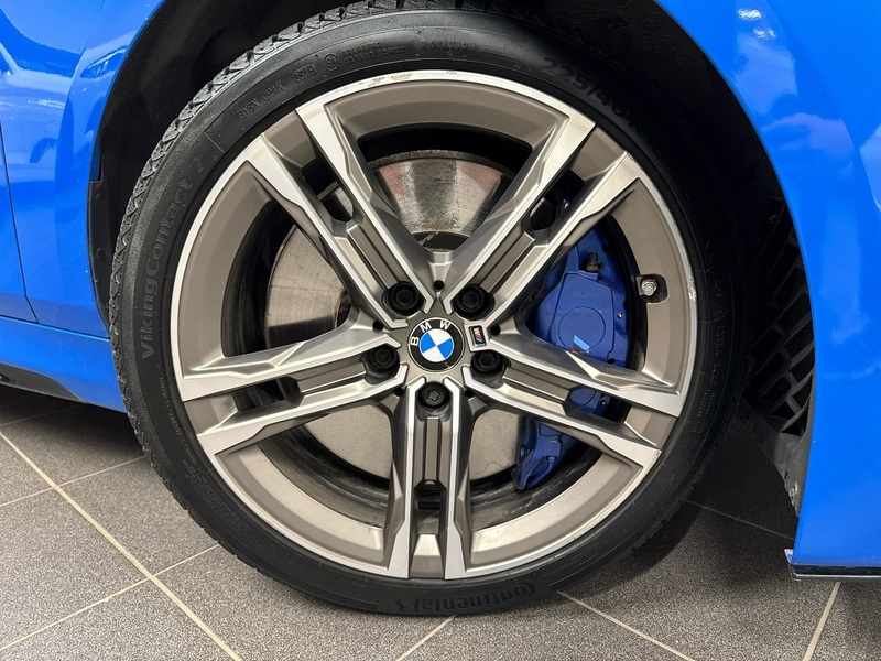 BMW M135i vaihtoauto