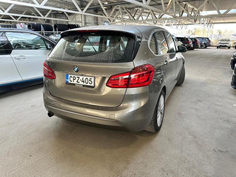 BMW 225 vaihtoauto