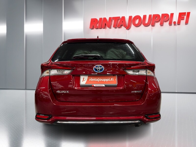 Toyota Auris vaihtoauto