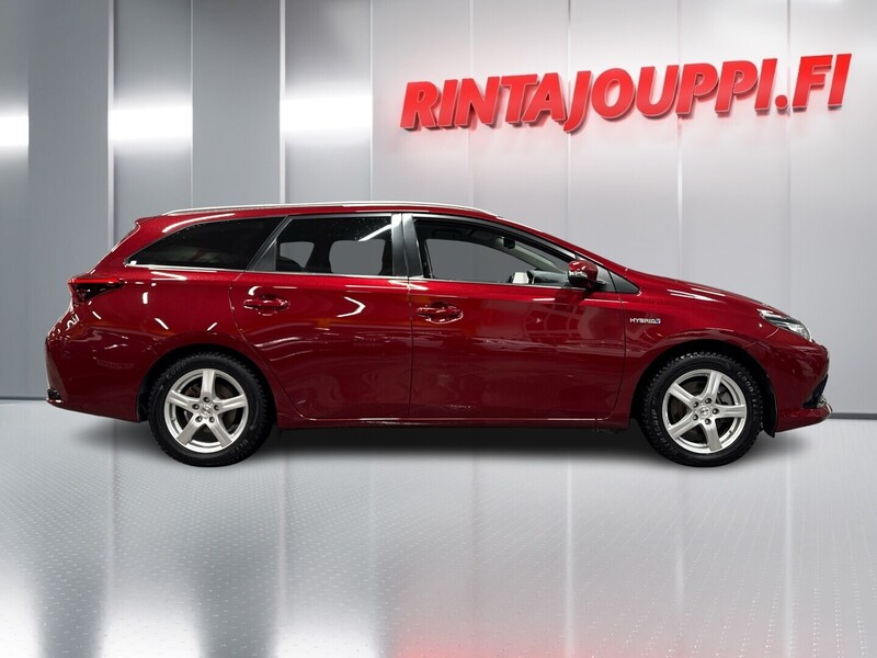 Toyota Auris vaihtoauto