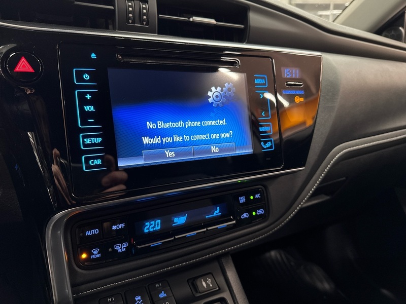 Toyota Auris vaihtoauto