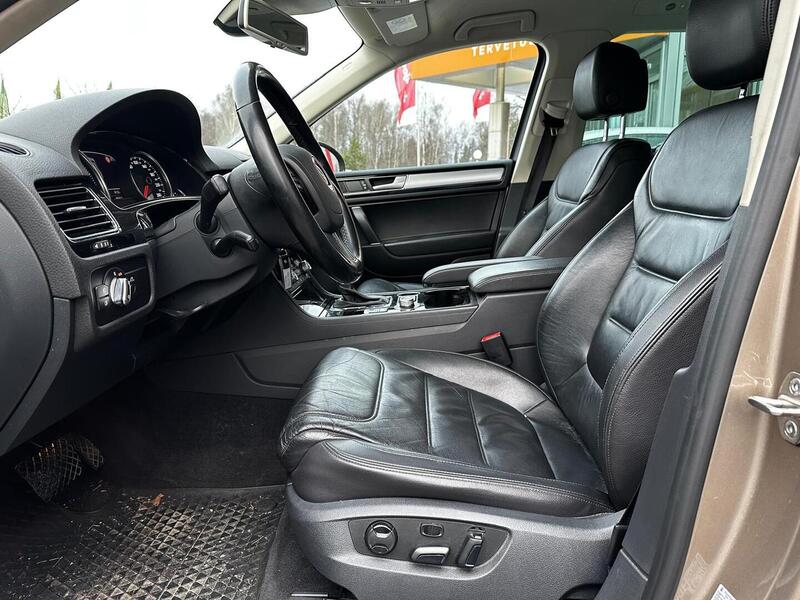 Volkswagen Touareg vaihtoauto