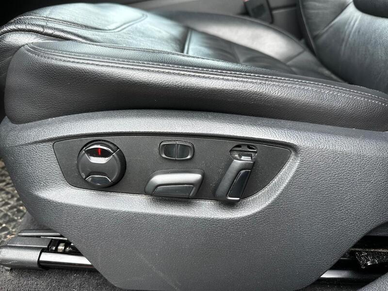 Volkswagen Touareg vaihtoauto