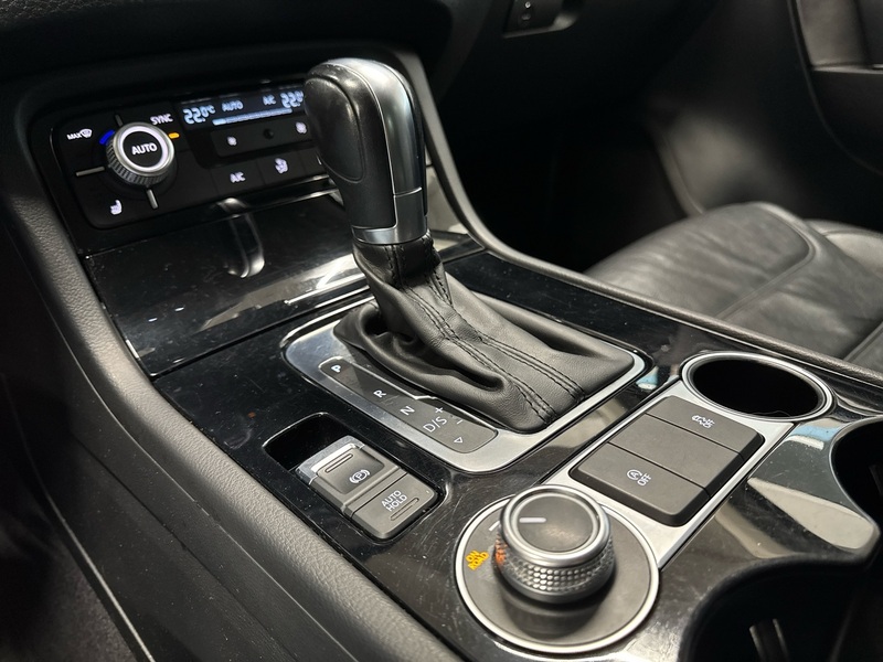 Volkswagen Touareg vaihtoauto