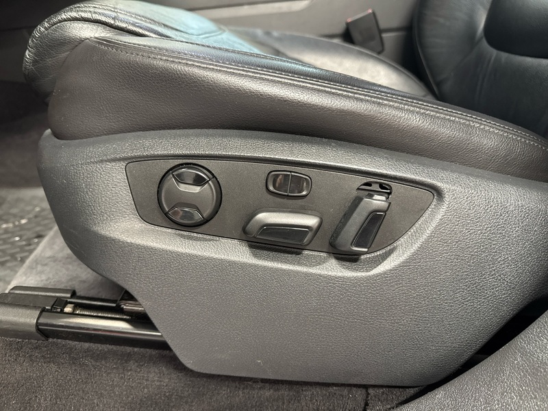 Volkswagen Touareg vaihtoauto