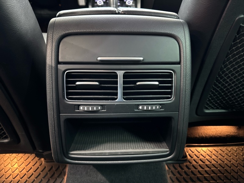 Volkswagen Touareg vaihtoauto