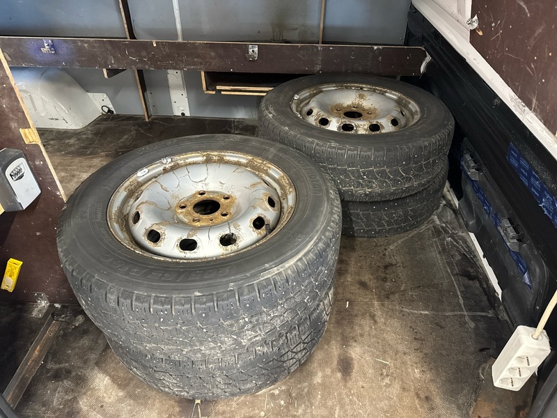 Opel Vivaro vaihtoauto