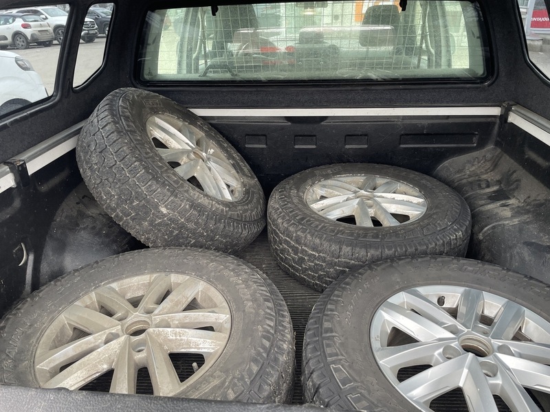 Volkswagen Amarok vaihtoauto