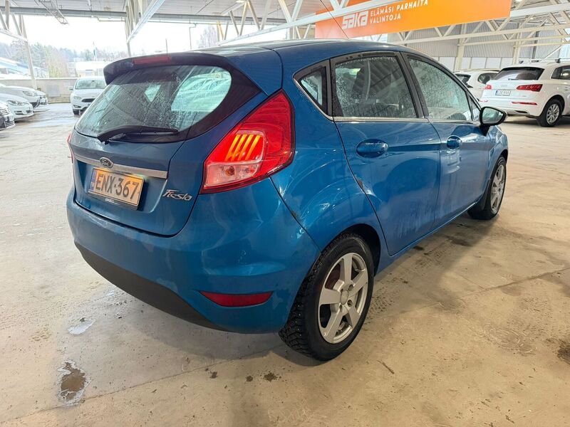 Ford Fiesta vaihtoauto