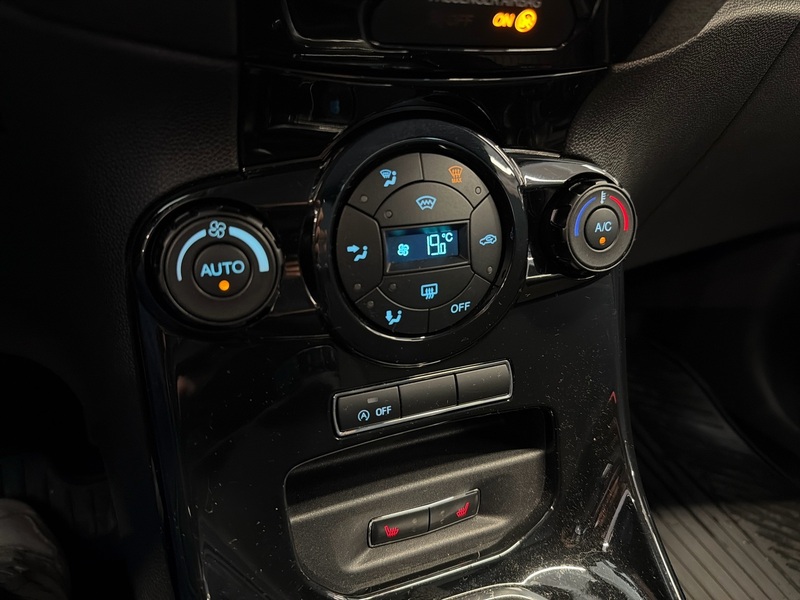 Ford Fiesta vaihtoauto