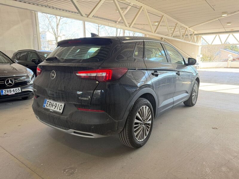 Opel Grandland X vaihtoauto