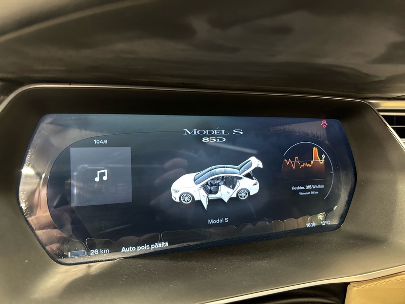 Tesla Model S vaihtoauto