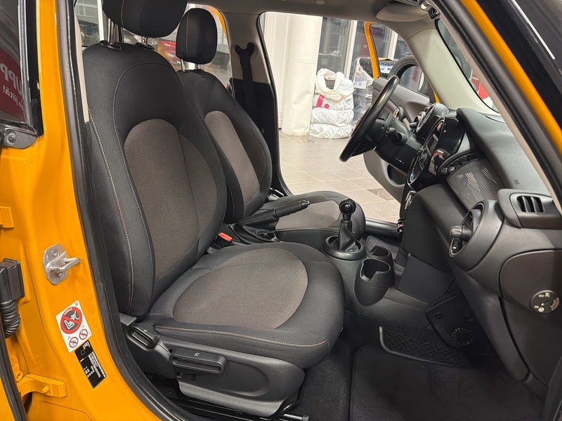 Mini Cooper vaihtoauto