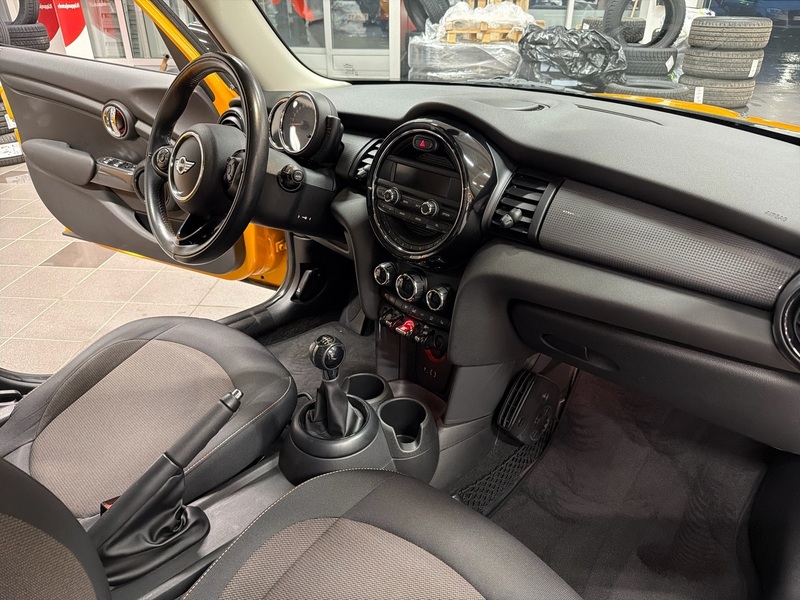 Mini Cooper vaihtoauto