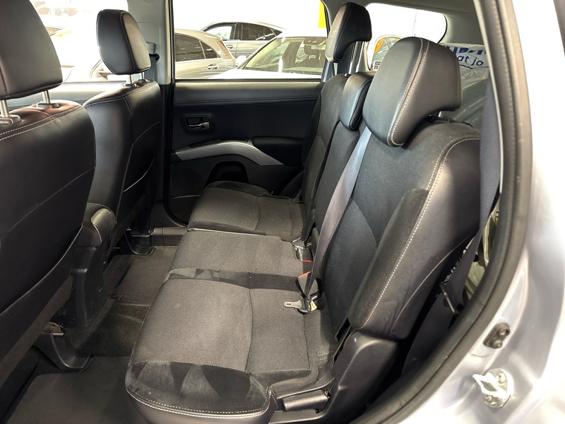 Mitsubishi Outlander vaihtoauto