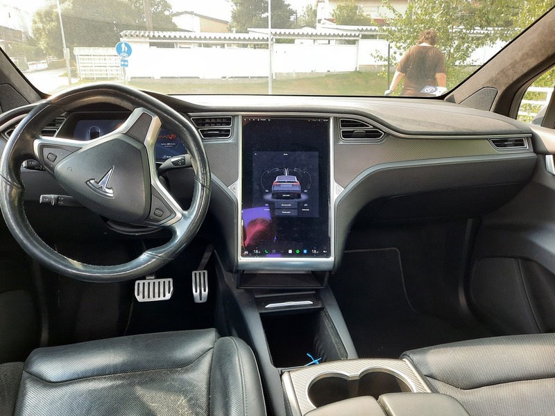 Tesla Model X vaihtoauto