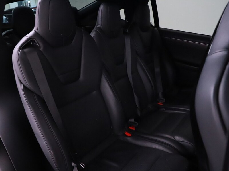 Tesla Model X vaihtoauto