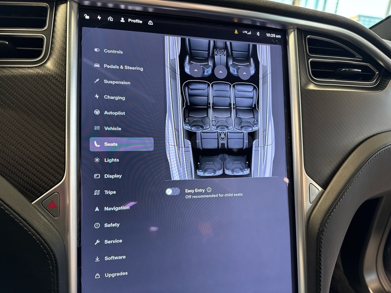 Tesla Model X vaihtoauto
