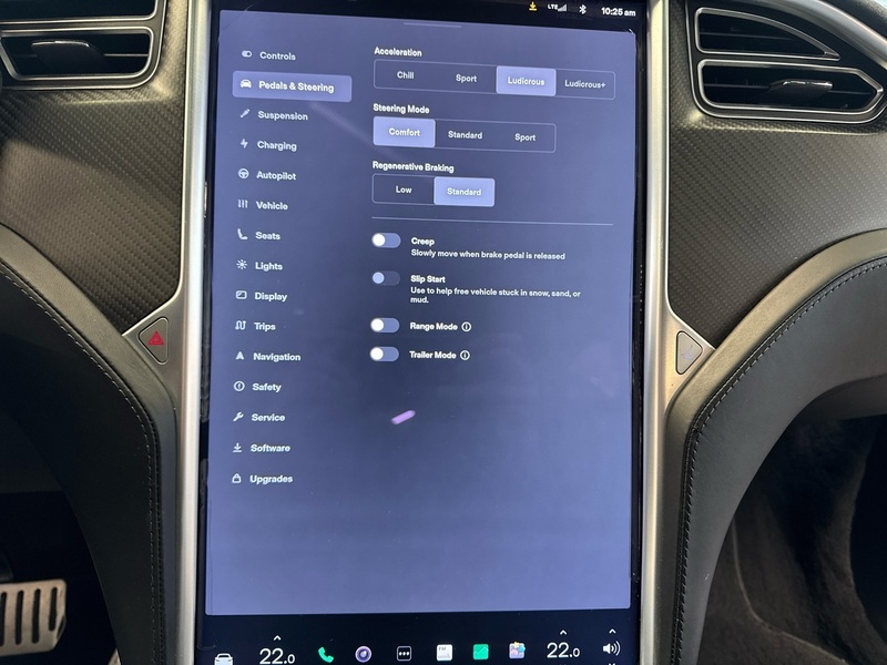 Tesla Model X vaihtoauto