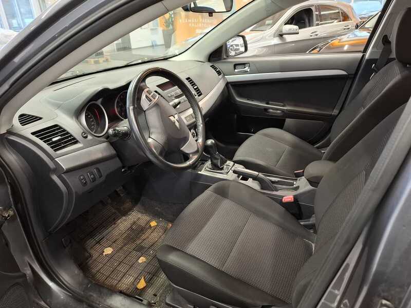 Mitsubishi Lancer vaihtoauto