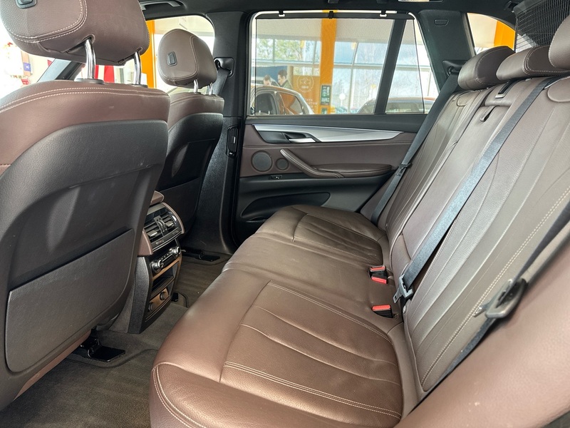 BMW X5 vaihtoauto