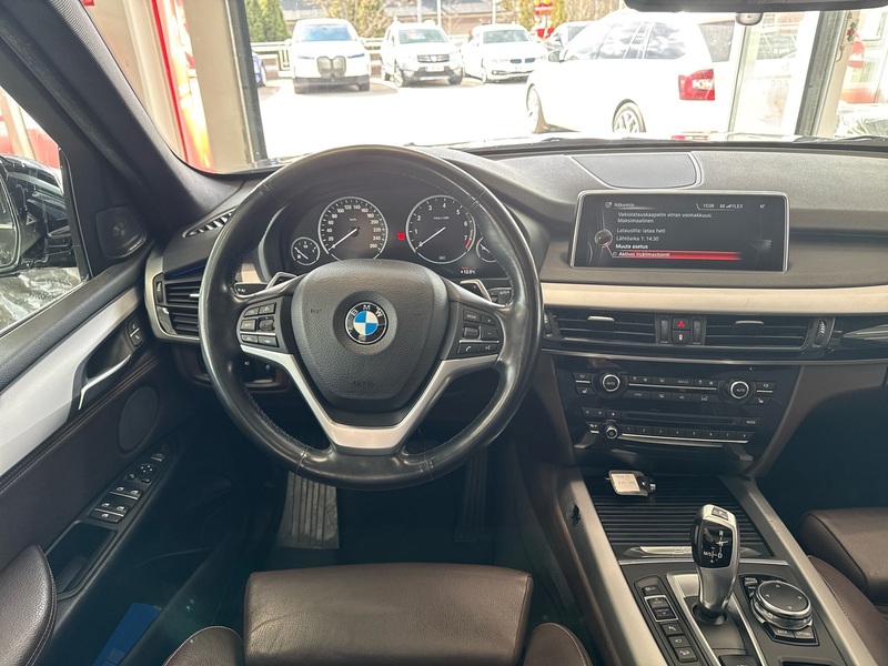 BMW X5 vaihtoauto