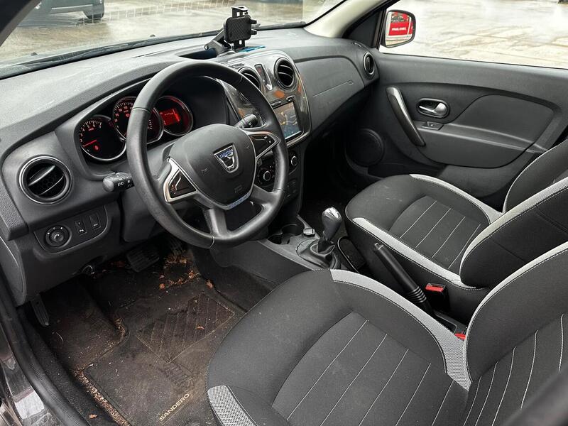 Dacia Sandero vaihtoauto