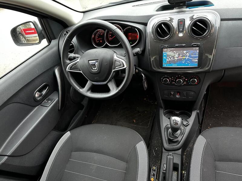 Dacia Sandero vaihtoauto