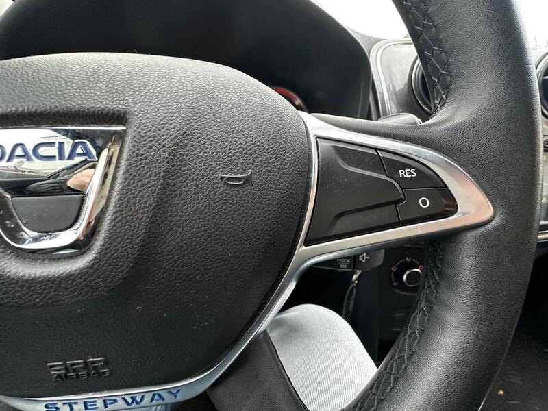 Dacia Sandero vaihtoauto