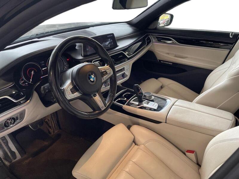 BMW 740 vaihtoauto