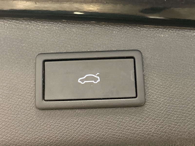 SEAT Leon Sportstourer vaihtoauto
