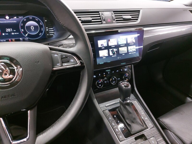 Skoda Superb vaihtoauto