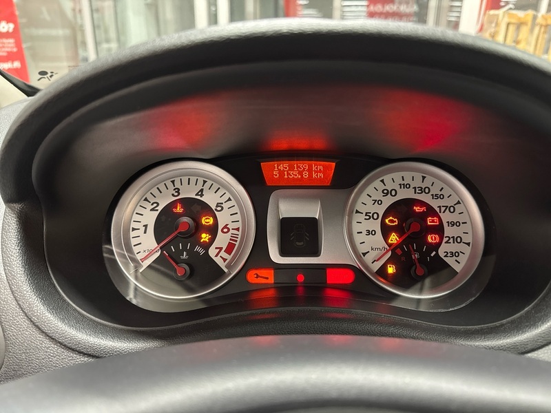 Renault Clio vaihtoauto