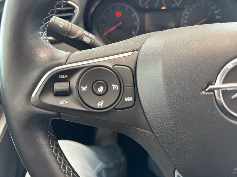 Opel Grandland X vaihtoauto