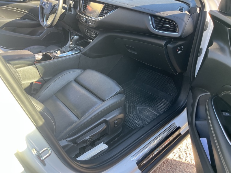 Opel Insignia vaihtoauto